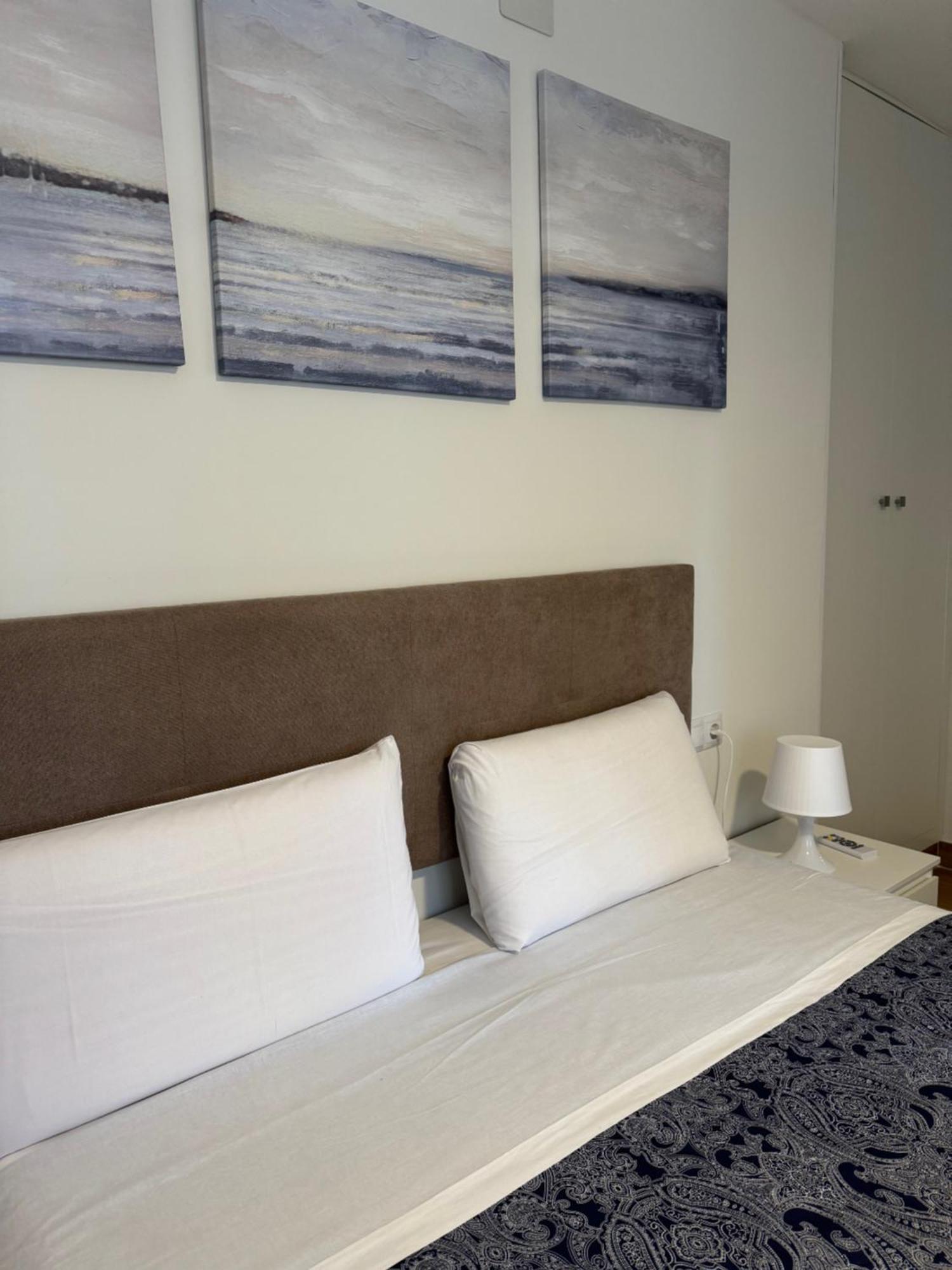 Mediterranean Malagueta Suite Малага Экстерьер фото
